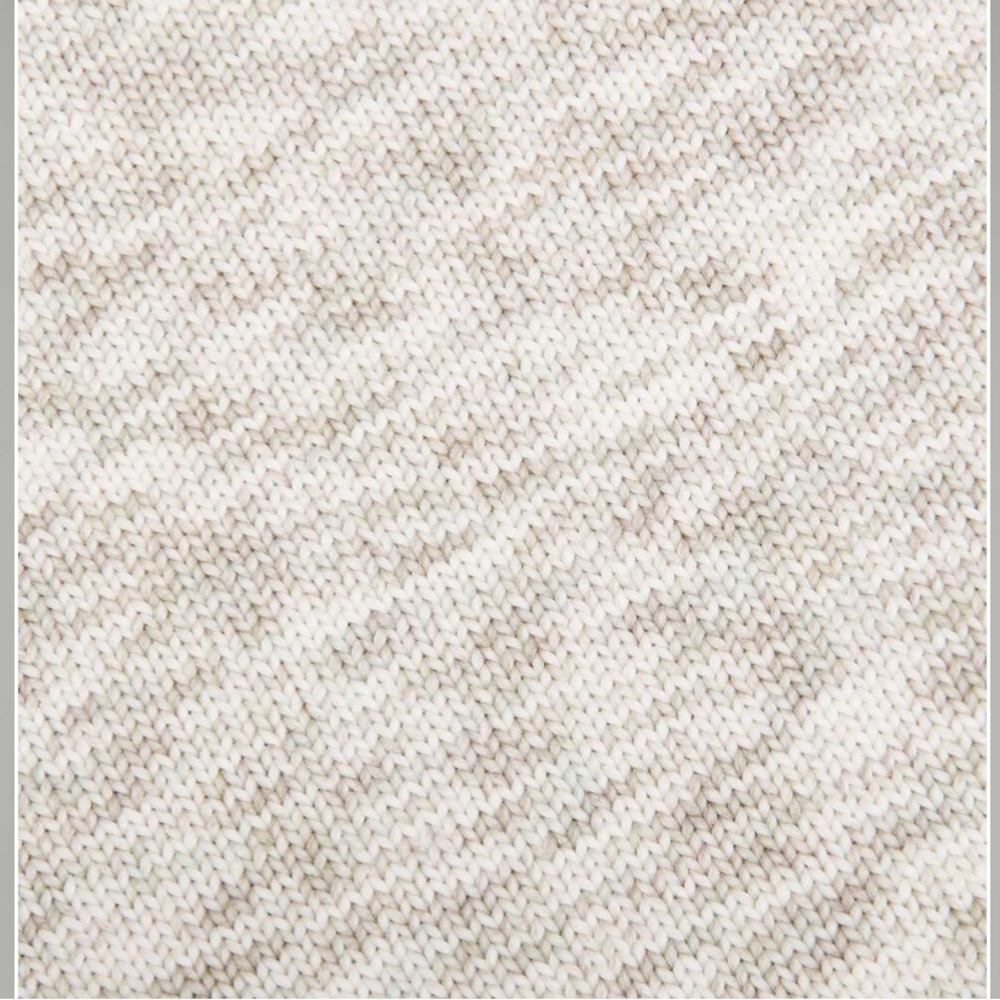Lululemon Boxy Cotton-Blend V Neck Cardigan
Bone / White / Raw Linen / Vapor - Picture 11 of 16